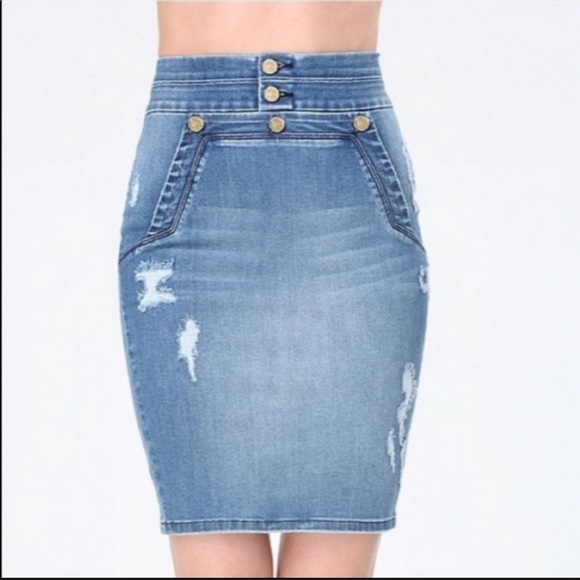 Bebe denim skirt with golden buttons NWT - Picture 8 of 9